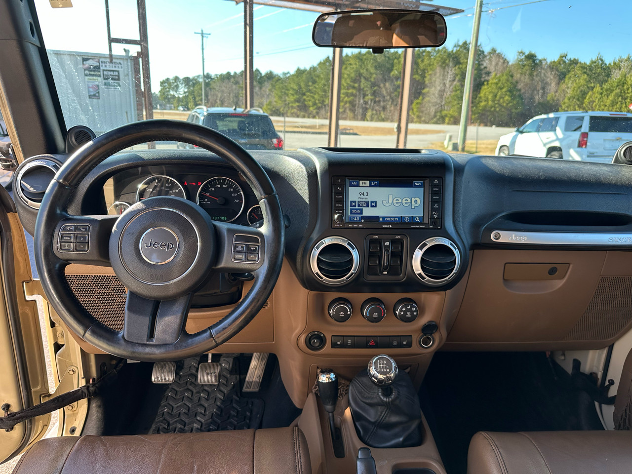 Jeep Wrangler Unlimited Sahara 4WD 2011