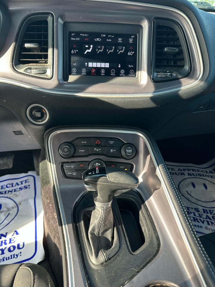 Dodge Challenger SXT 2019