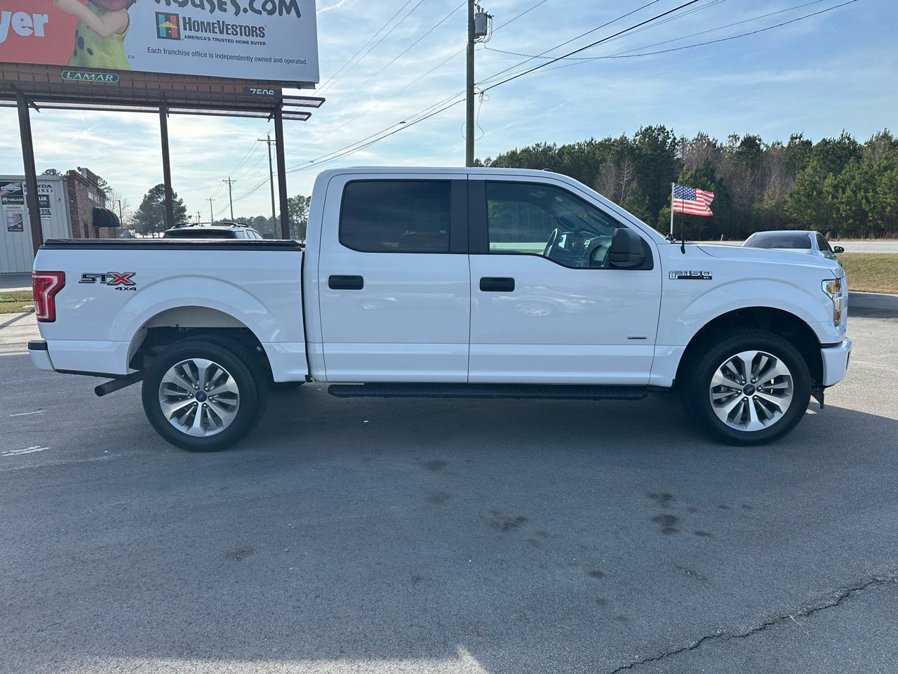 Ford F-150 XL SuperCrew 5.5-ft. Bed 4WD 2017