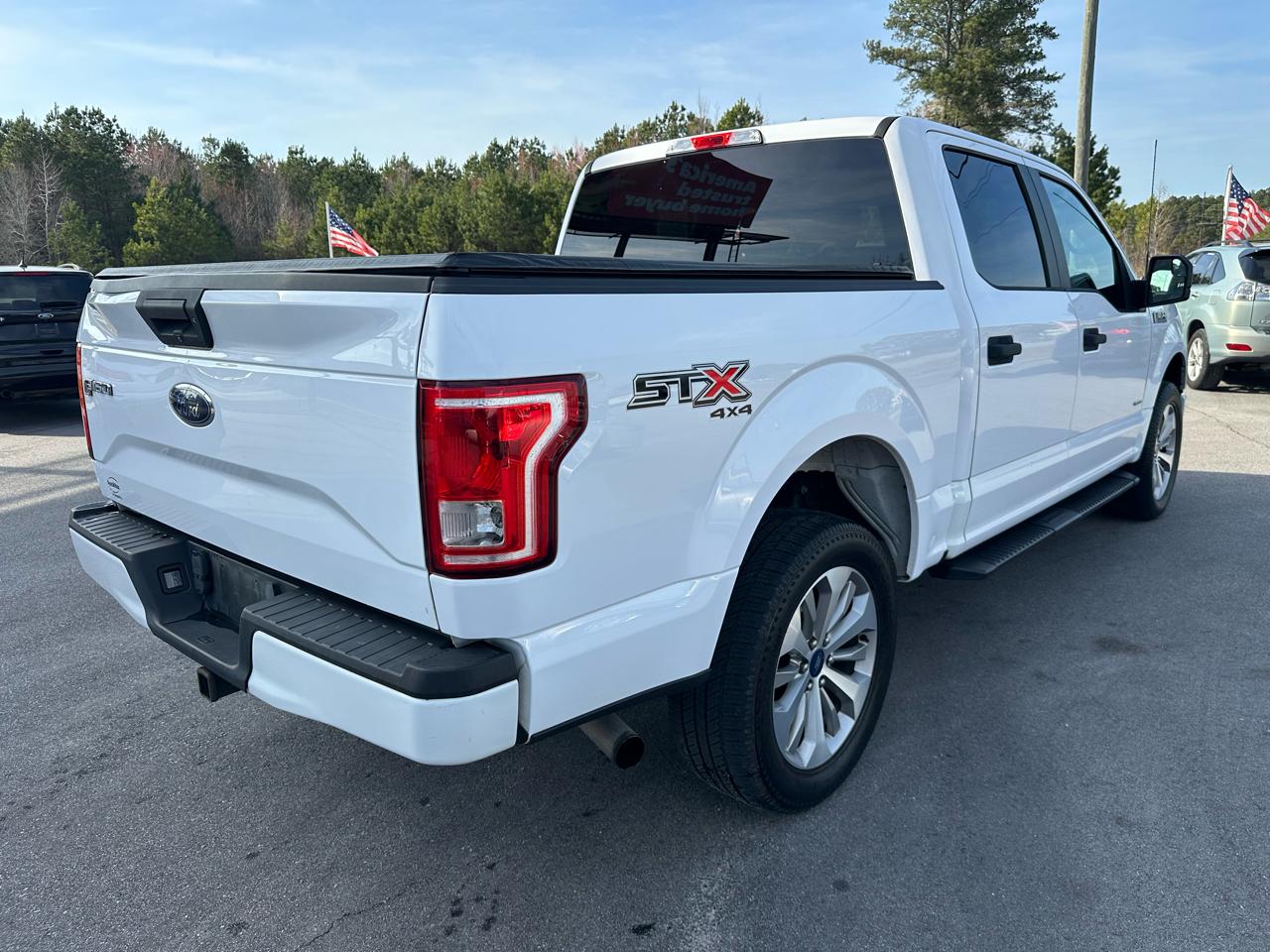 Ford F-150 XL SuperCrew 5.5-ft. Bed 4WD 2017