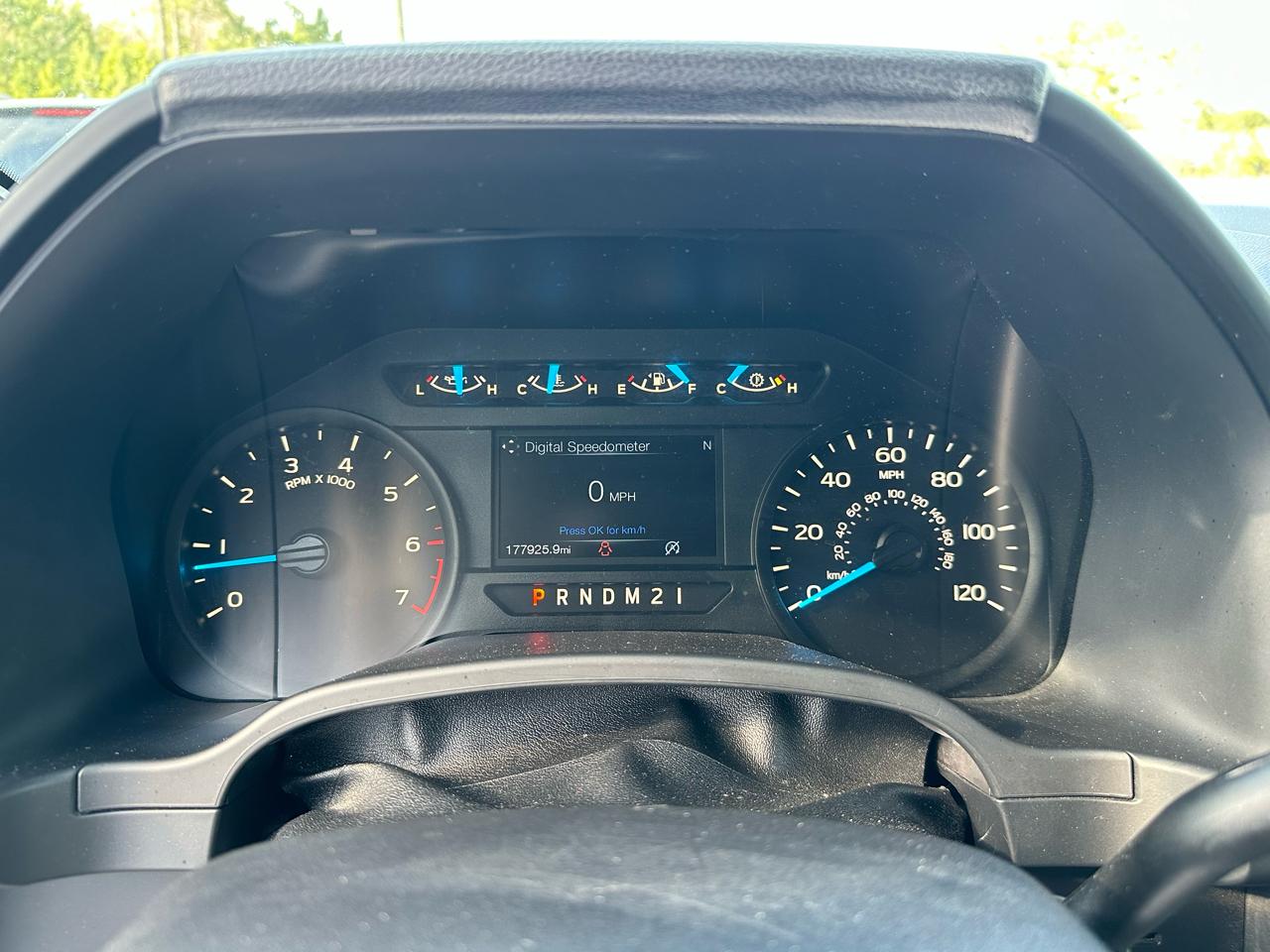 Ford F-150 XL SuperCrew 5.5-ft. Bed 4WD 2017