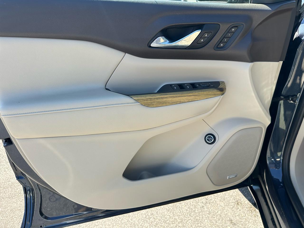 GMC Acadia Denali 2018