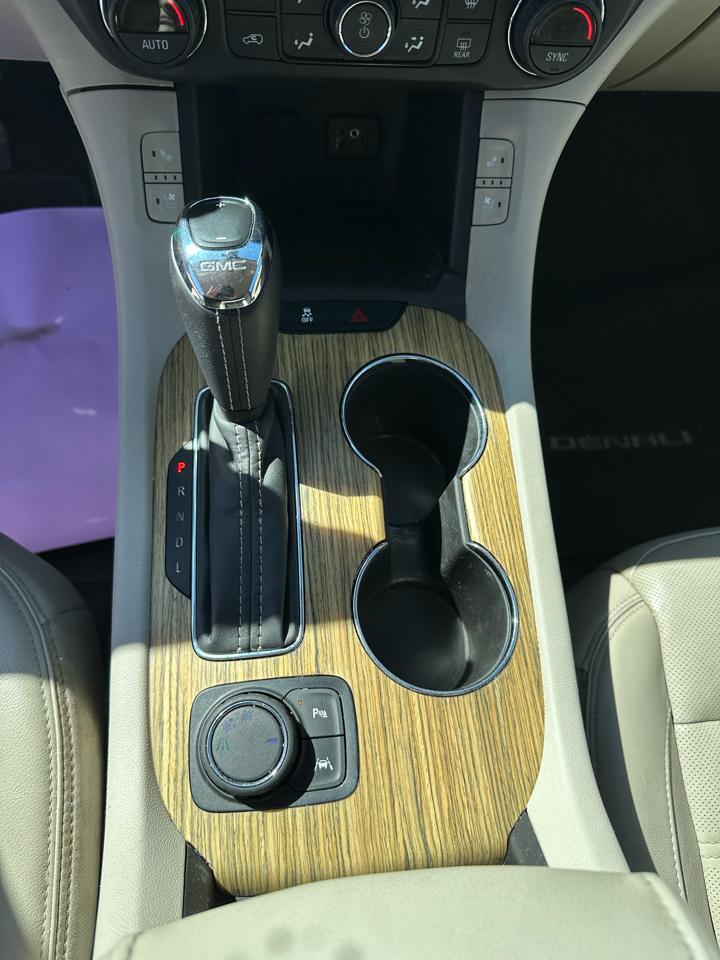 GMC Acadia Denali 2018