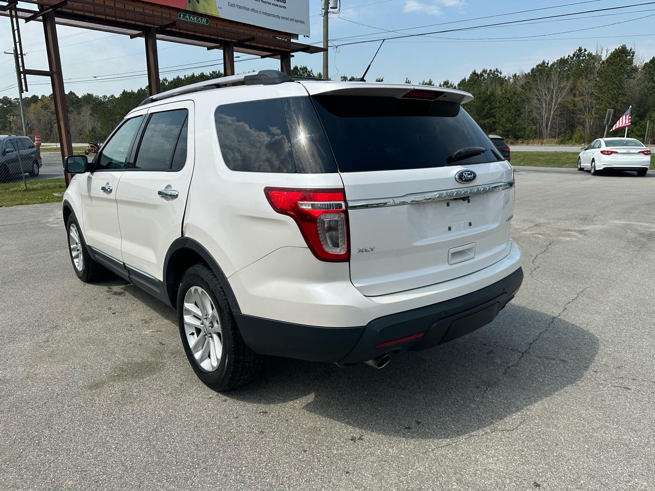 Ford Explorer XLT FWD 2013