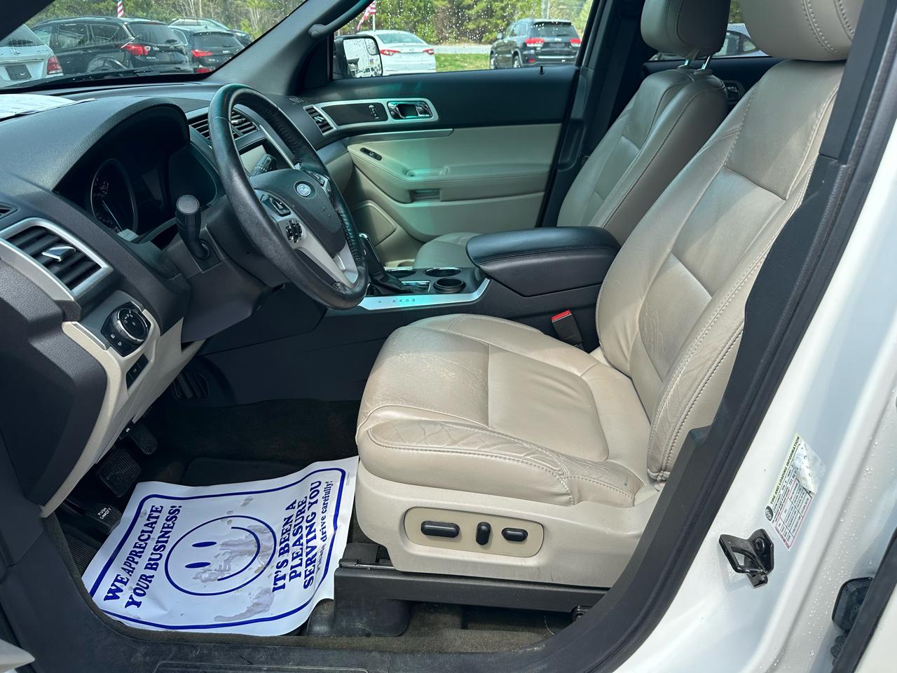 Ford Explorer XLT FWD 2013