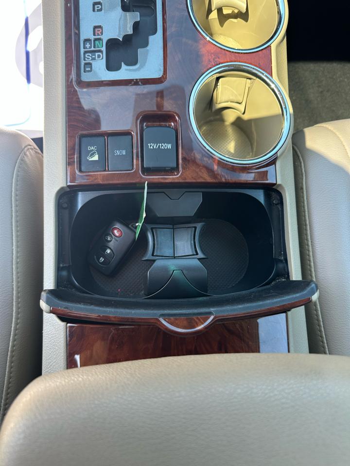 Toyota Highlander  2012