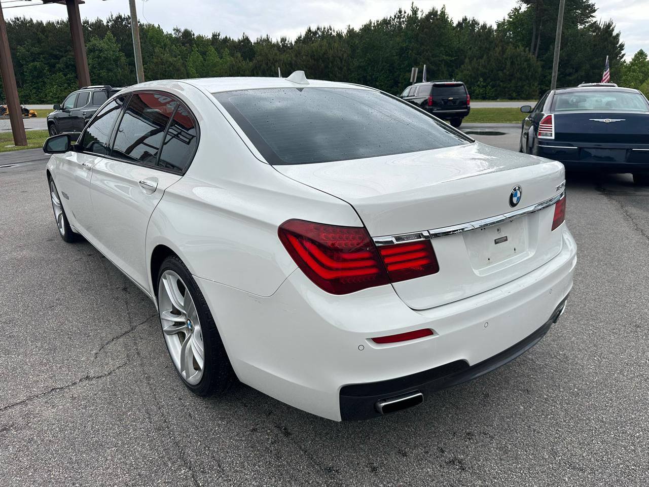 BMW 7-Series 750Li 2014