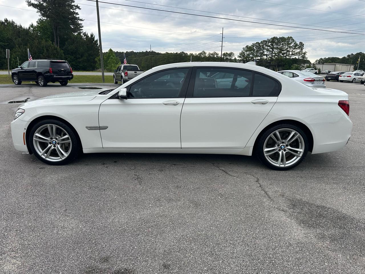 BMW 7-Series 750Li 2014
