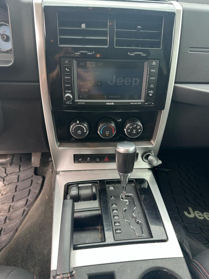 Jeep Liberty Sport 4WD 2012