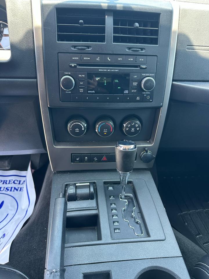Jeep Liberty Sport 4WD 2012