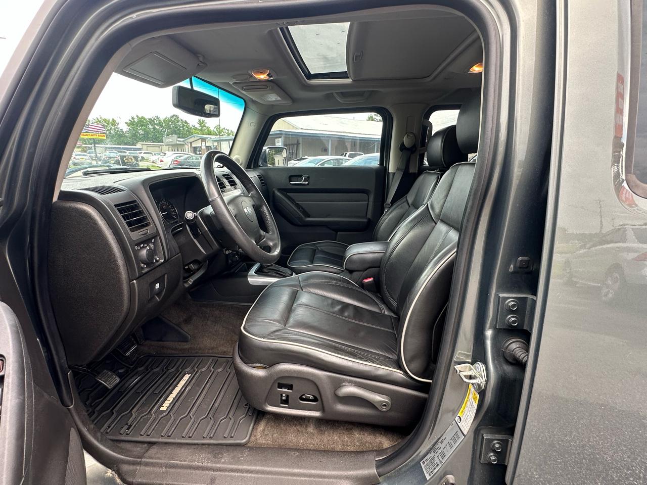 HUMMER H3 Luxury 2010
