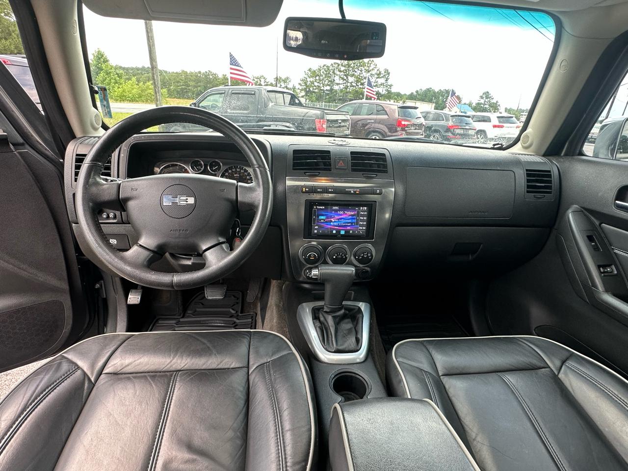 HUMMER H3 Luxury 2010