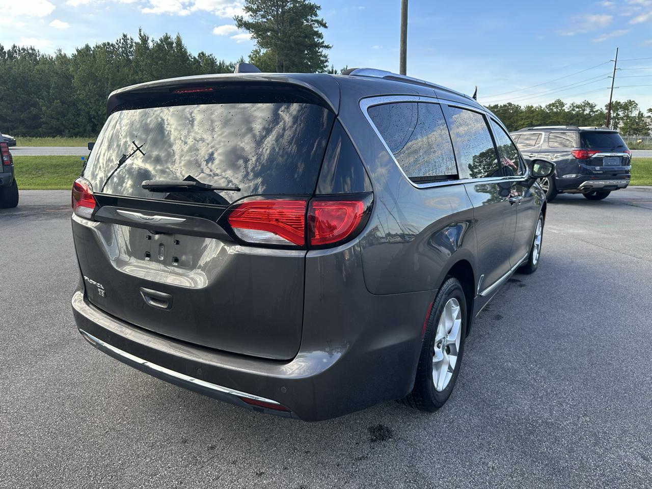 Chrysler Pacifica Touring-L 2020