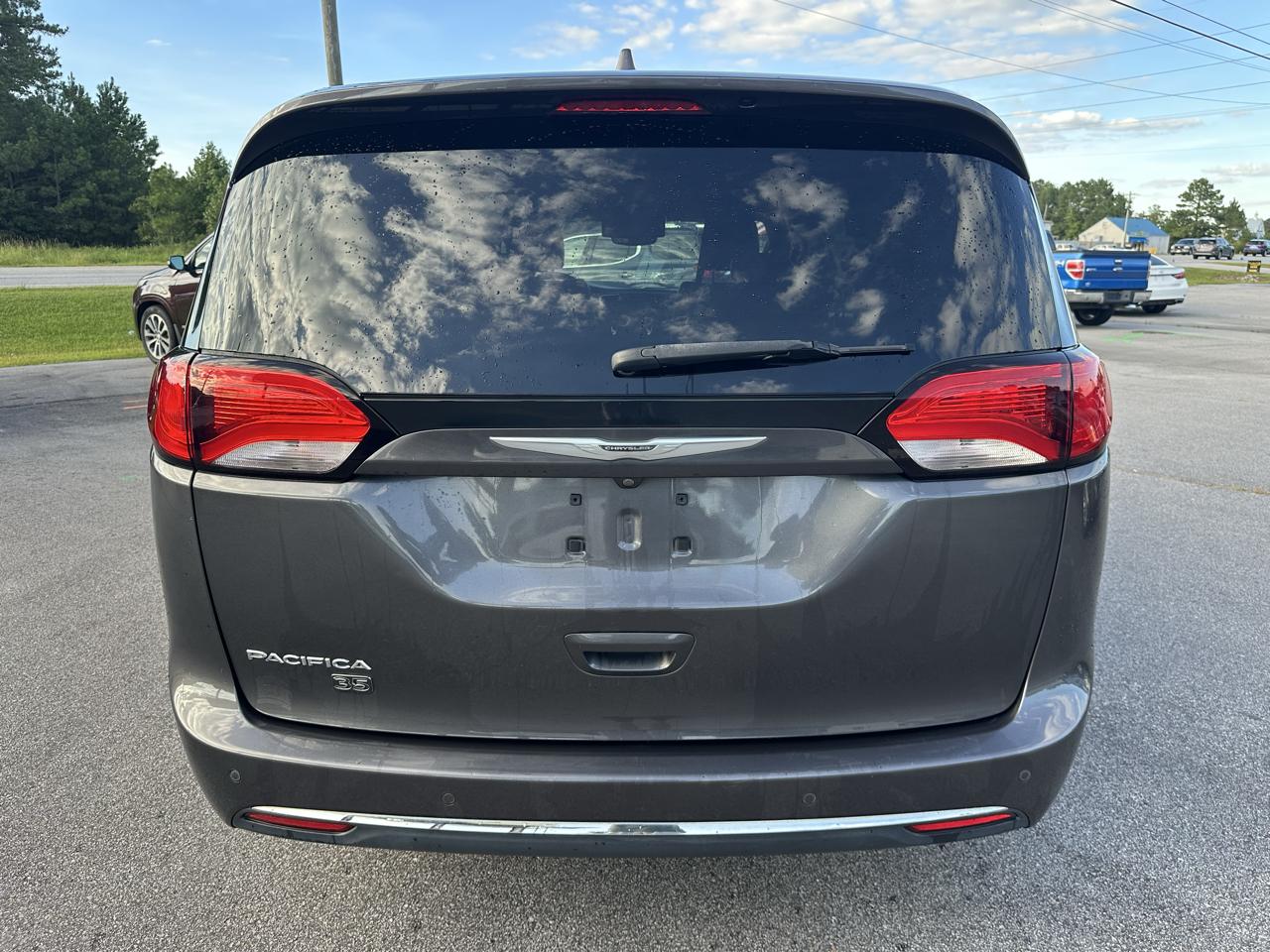 Chrysler Pacifica Touring-L 2020