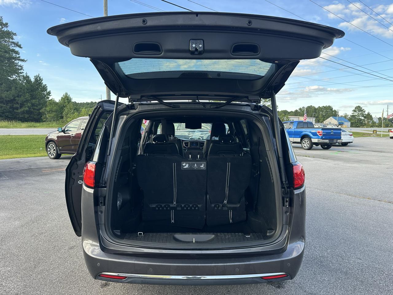 Chrysler Pacifica Touring-L 2020