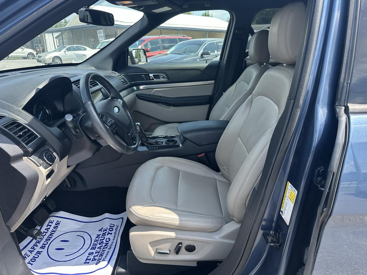 Ford Explorer XLT FWD 2018