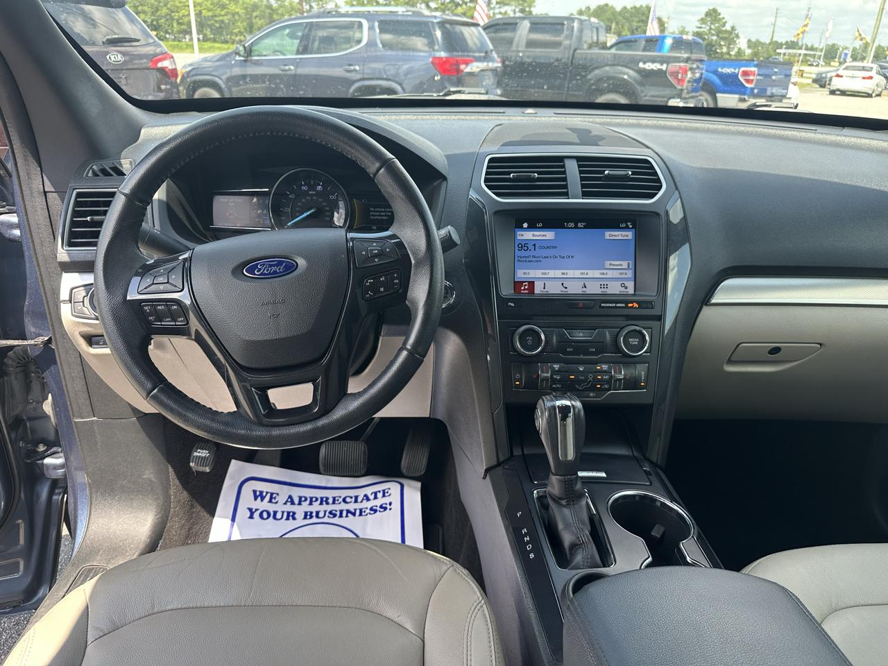 Ford Explorer XLT FWD 2018