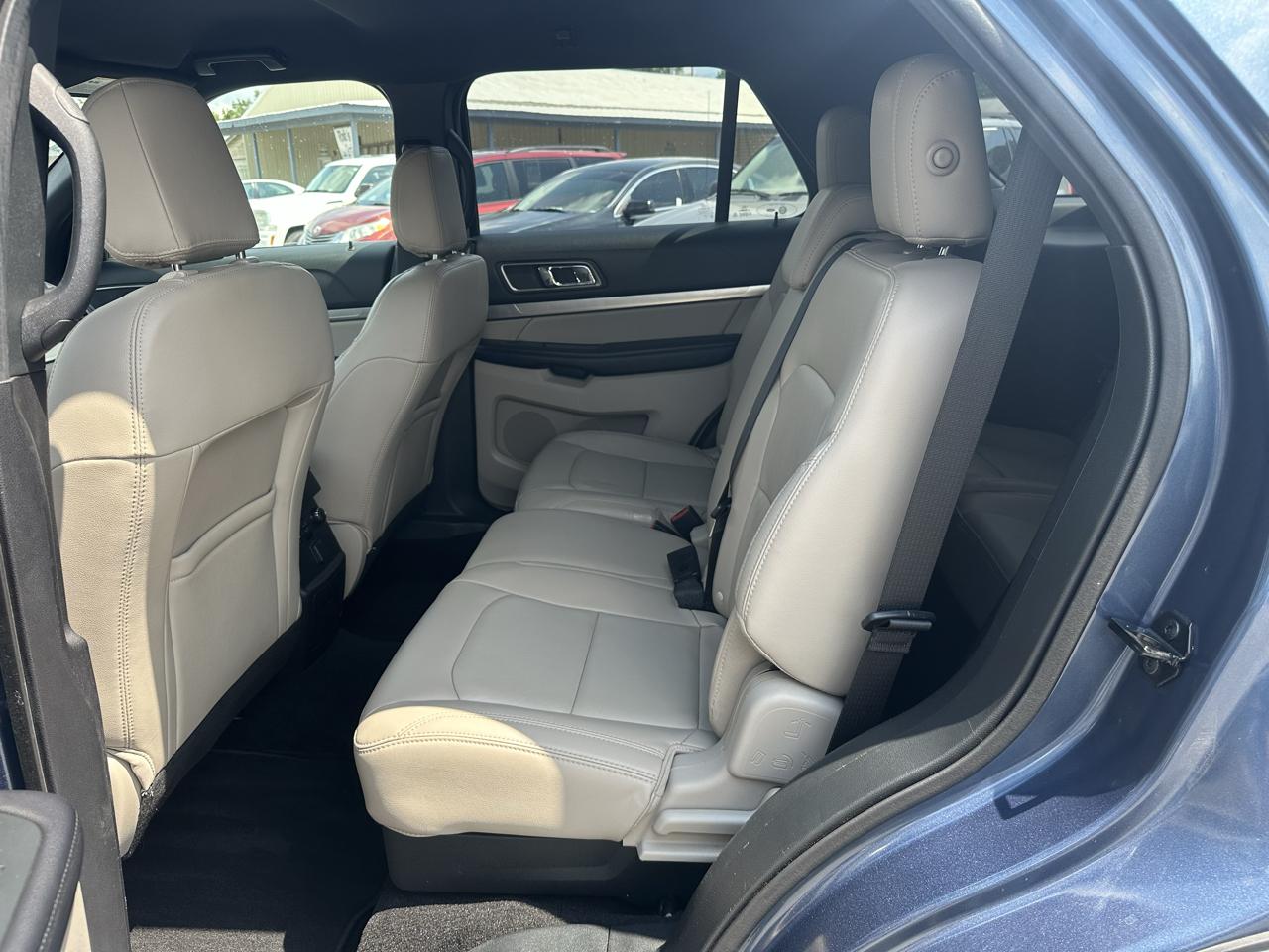 Ford Explorer XLT FWD 2018
