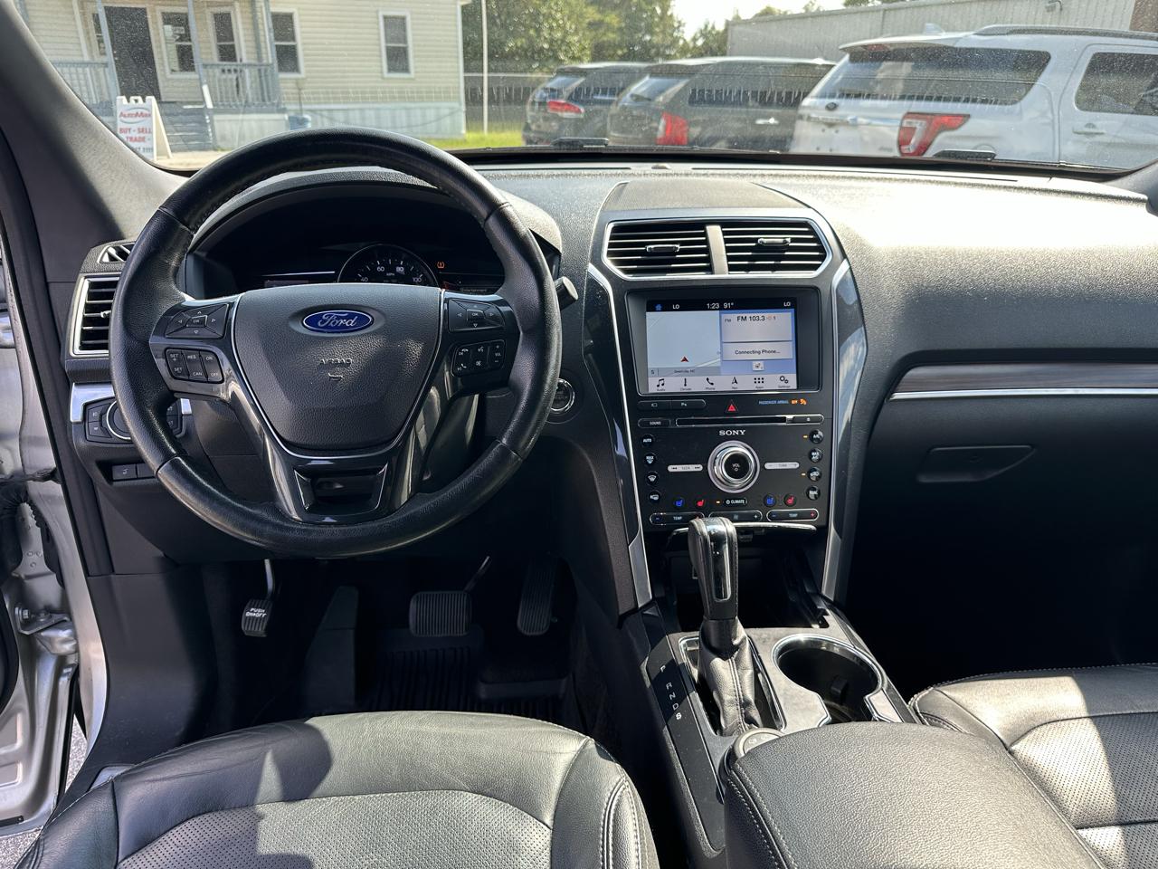 Ford Explorer Limited 4WD 2017