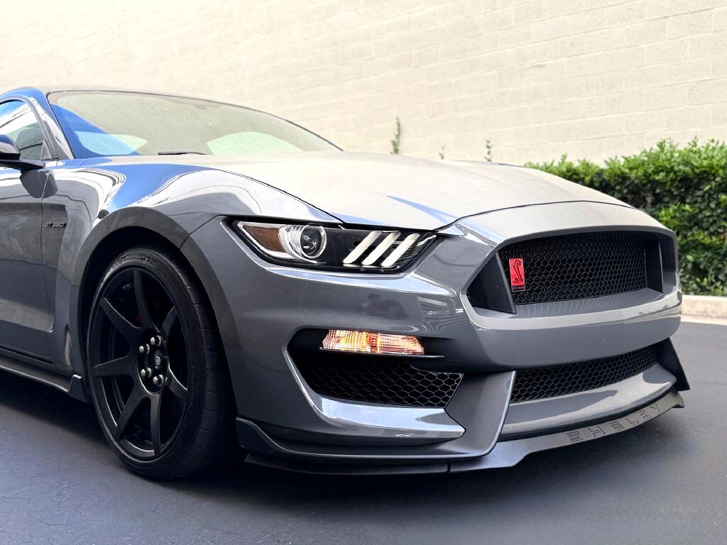 Ford Shelby GT350R  2018