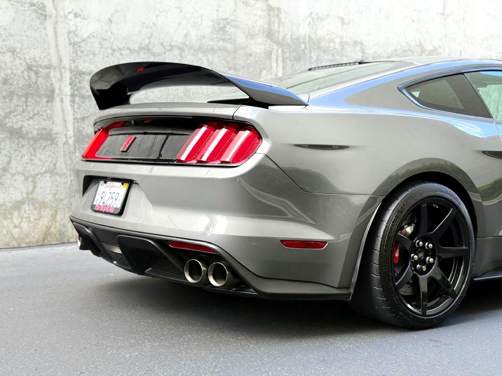 Ford Shelby GT350R  2018