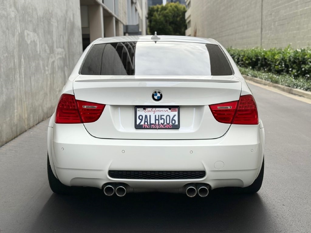 BMW M3 Sedan 2011
