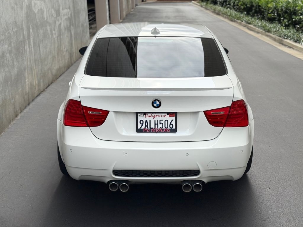BMW M3 Sedan 2011