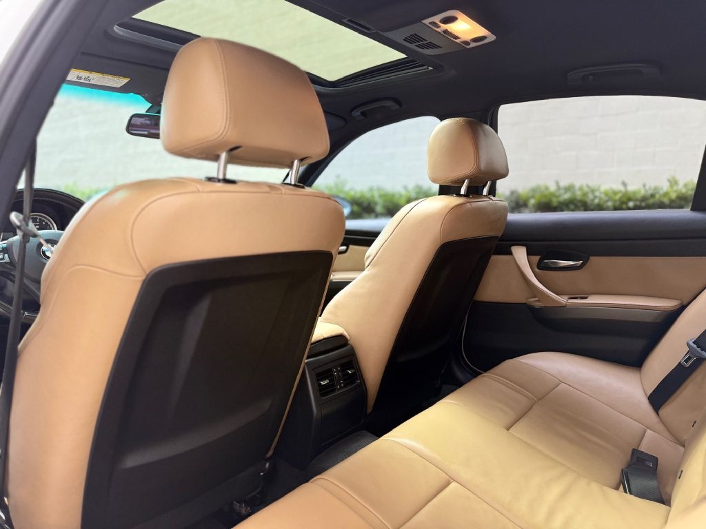 BMW M3 Sedan 2011