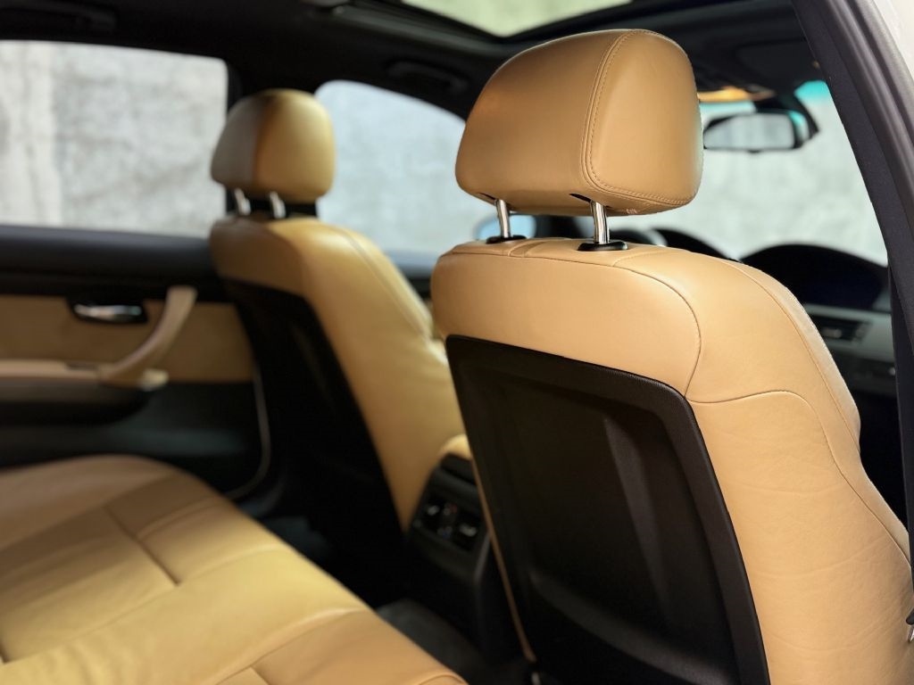 BMW M3 Sedan 2011