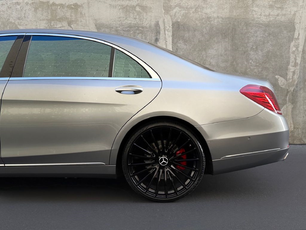 Mercedes-Benz S-Class S550 4MATIC 2015