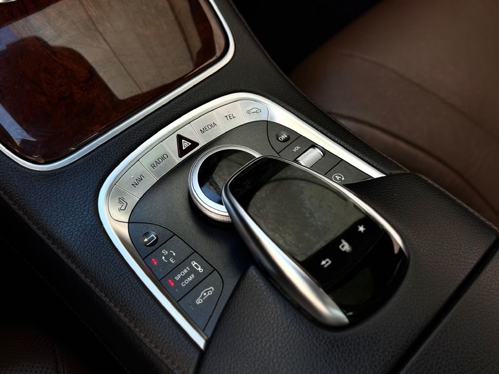 Mercedes-Benz S-Class S550 4MATIC 2015