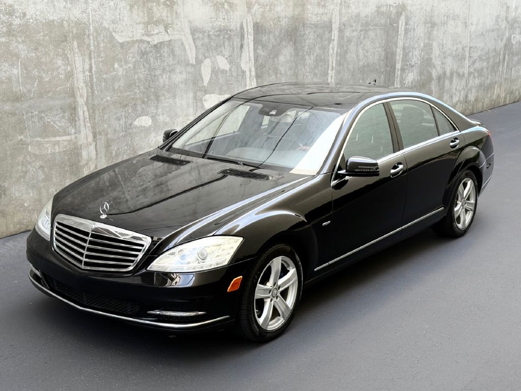 Mercedes-Benz S-Class S550 2012