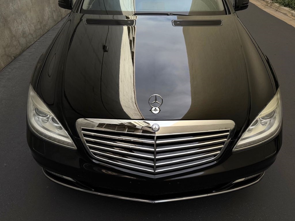 Mercedes-Benz S-Class S550 2012