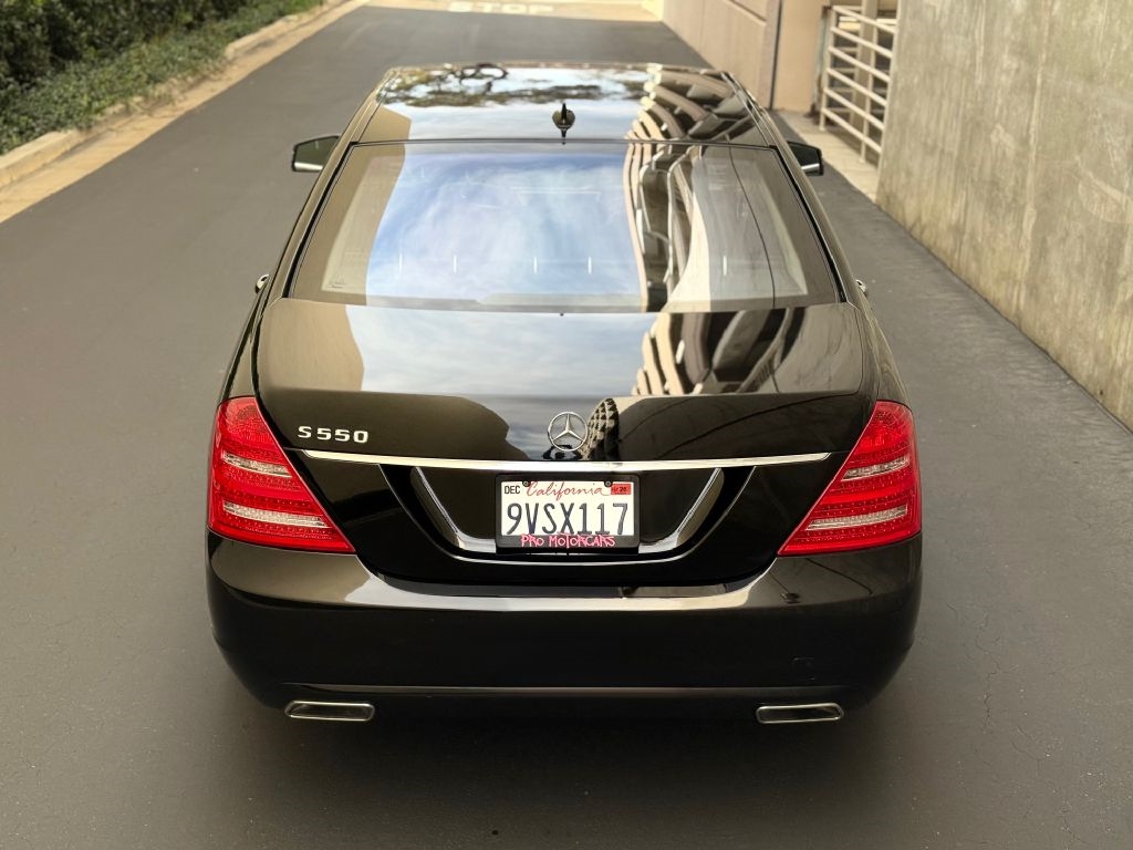 Mercedes-Benz S-Class S550 2012