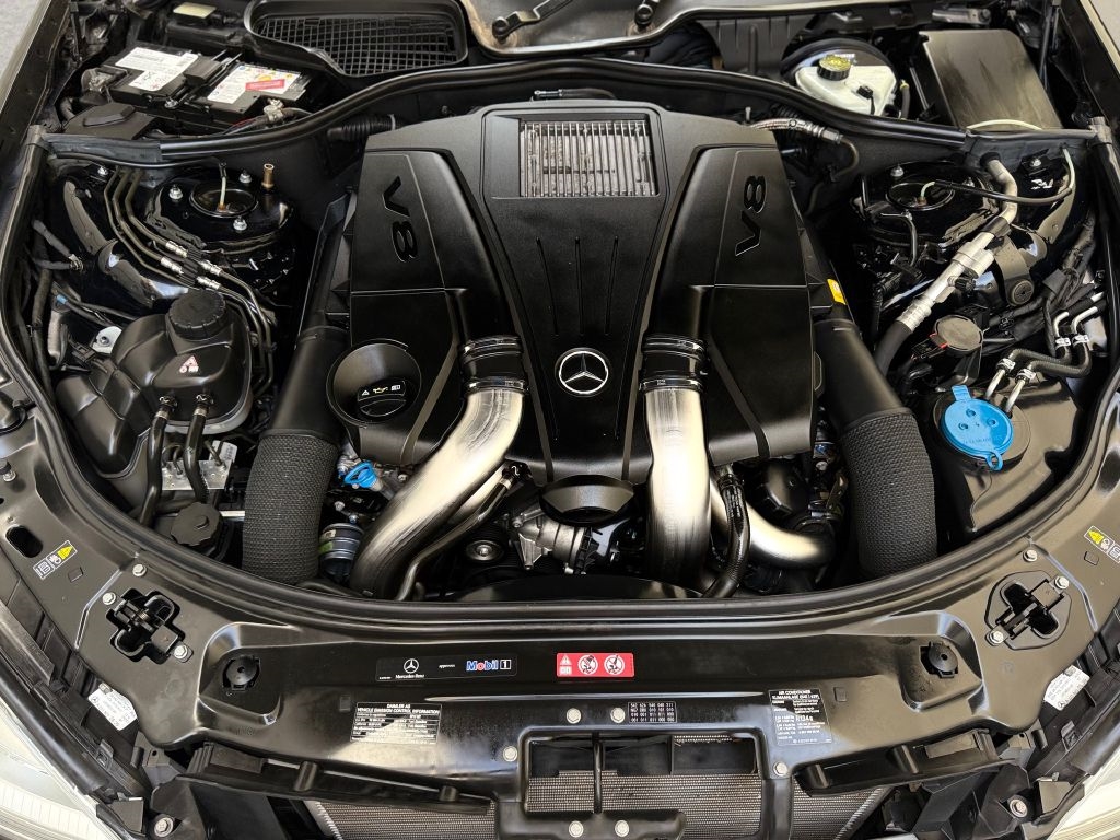 Mercedes-Benz S-Class S550 2012