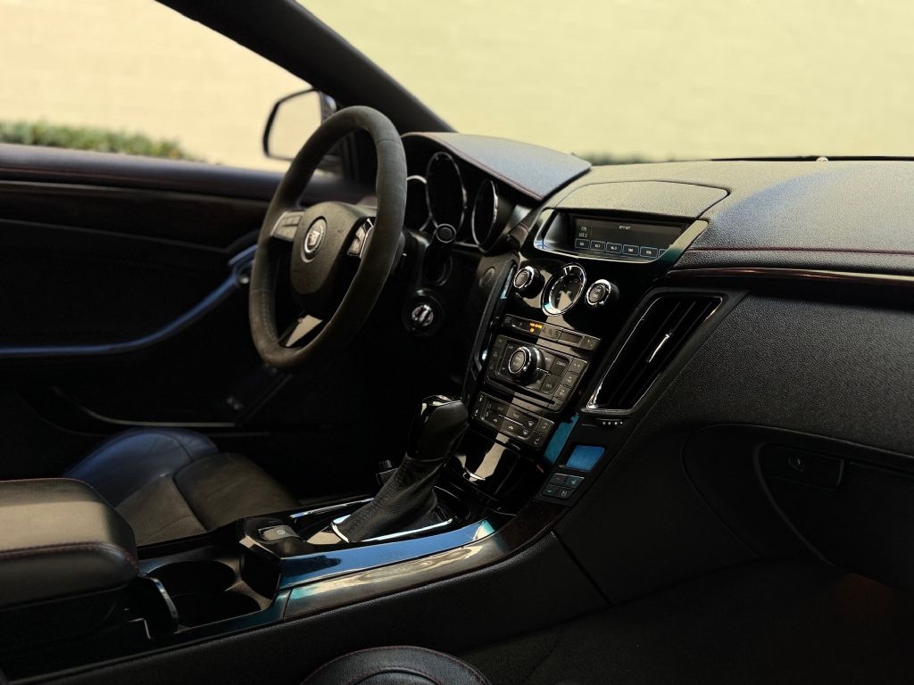 Cadillac CTS V Coupe 2015