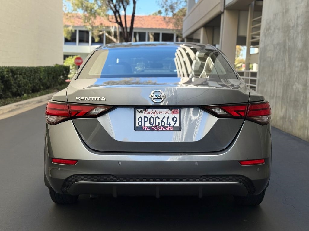 Nissan Sentra S 2020