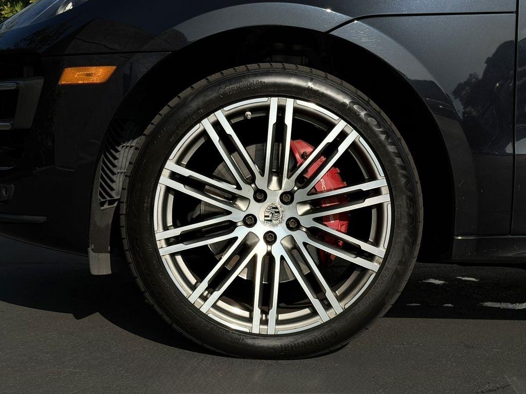 Porsche Macan Turbo 2017