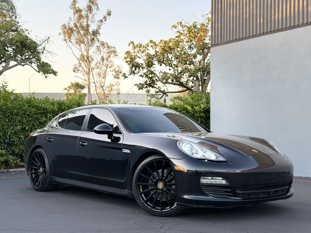2012 Porsche Panamera 4