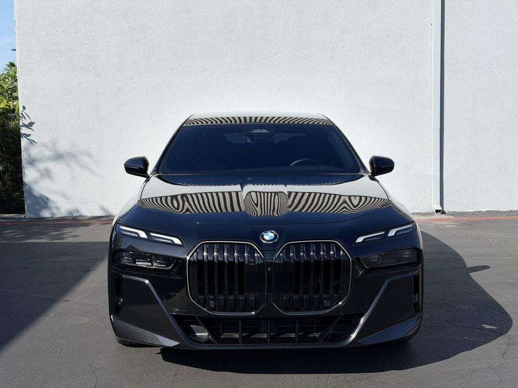 2025 BMW 7-Series 760i xDrive