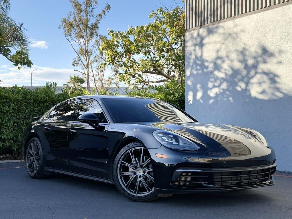 2018 Porsche Panamera 4S
