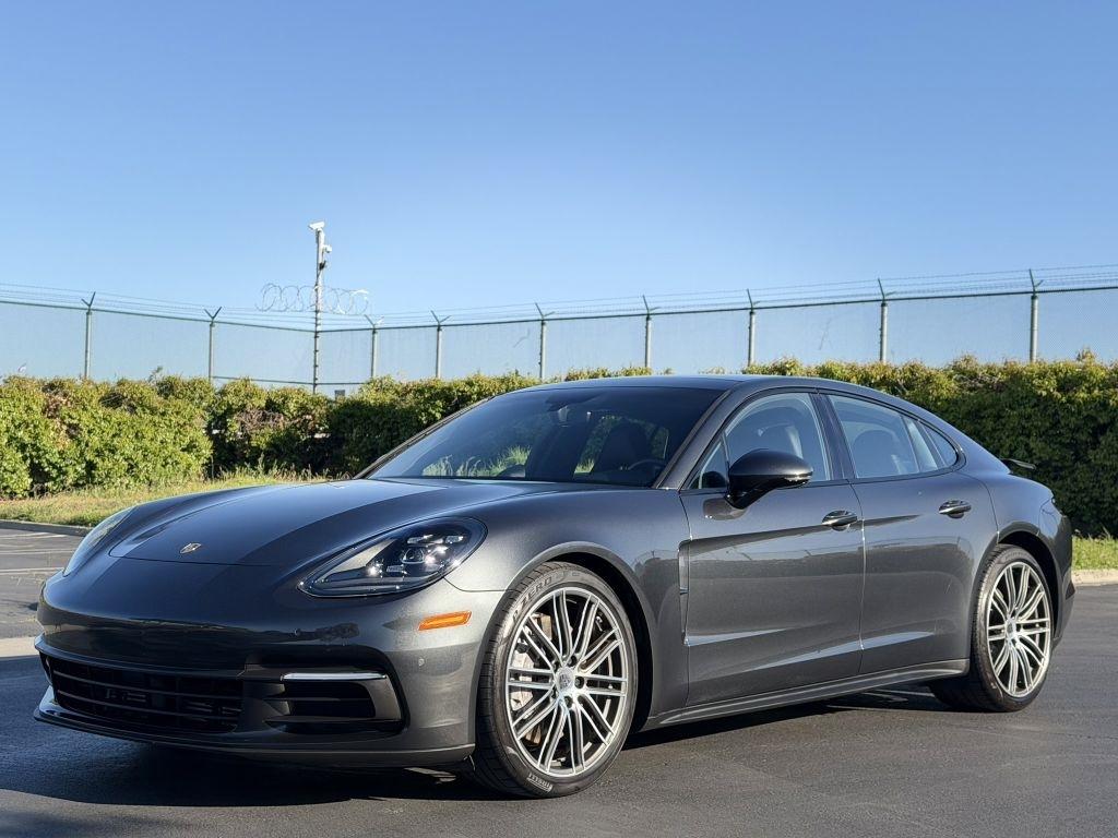 2019 Porsche Panamera Base