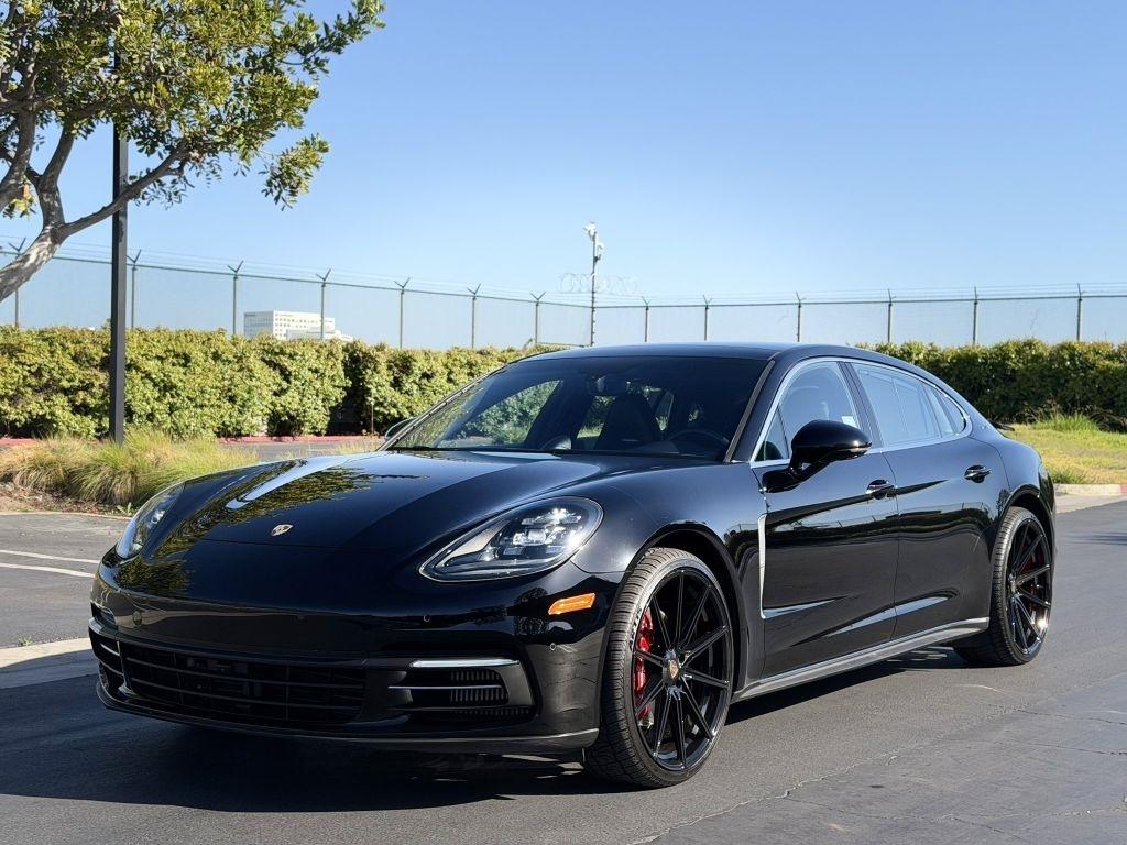 2018 Porsche Panamera 4S Executive