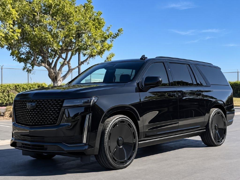 2023 Cadillac Escalade ESV Premium Luxury 4WD