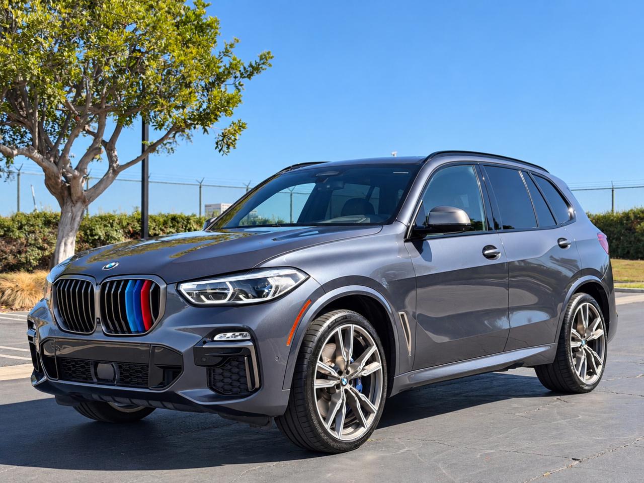 2020 BMW X5 M50i