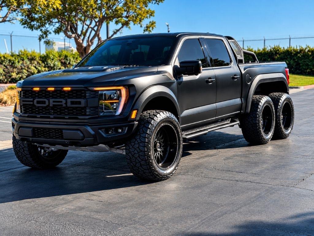 2022 Ford F-150 Raptor - Photo 12