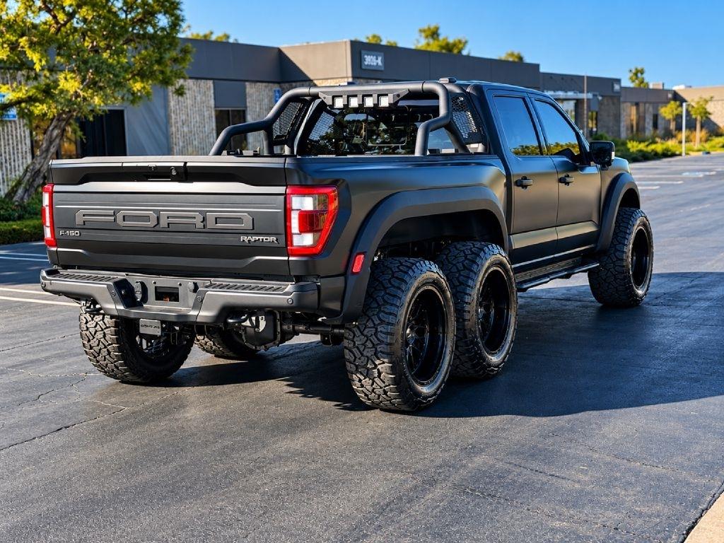 2022 Ford F-150 Raptor - Photo 13
