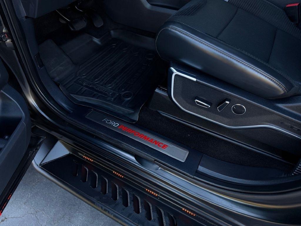 2022 Ford F-150 Raptor - Photo 27