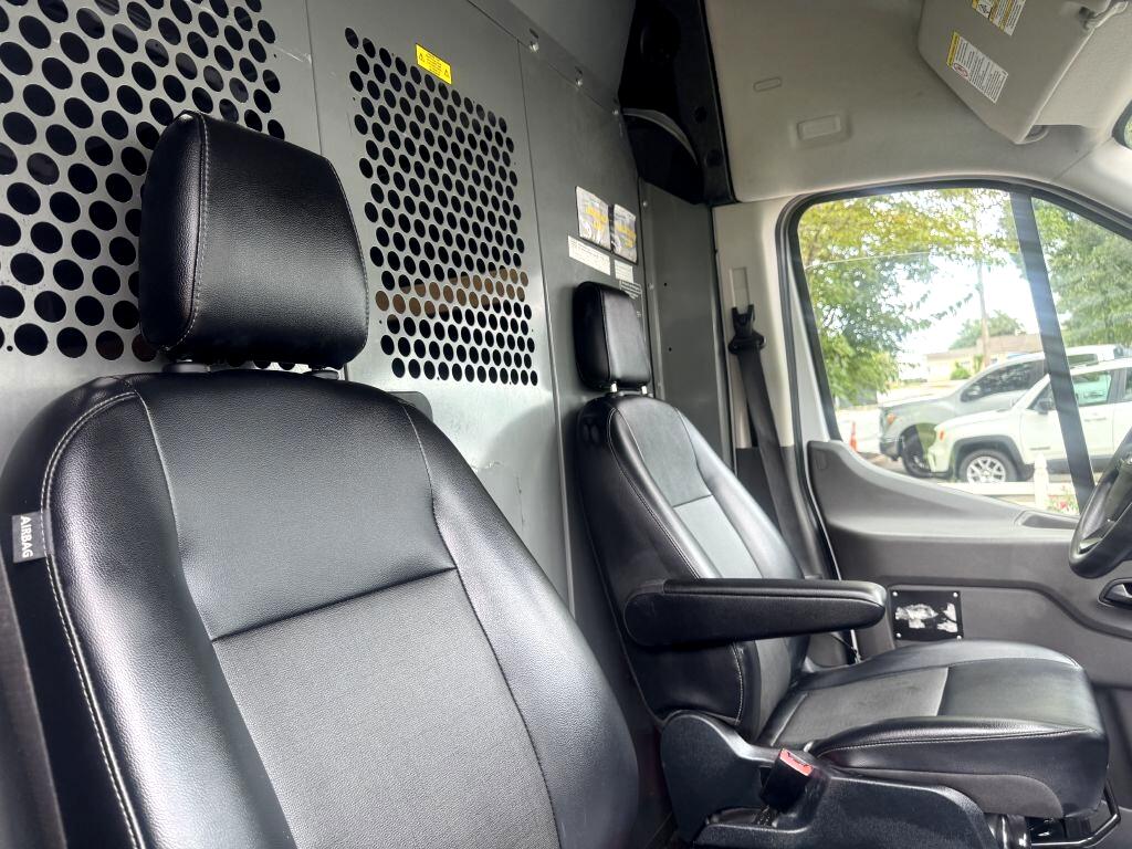 Ford Transit 250 Van High Roof w/Sliding Pass. 148-in. WB 2021