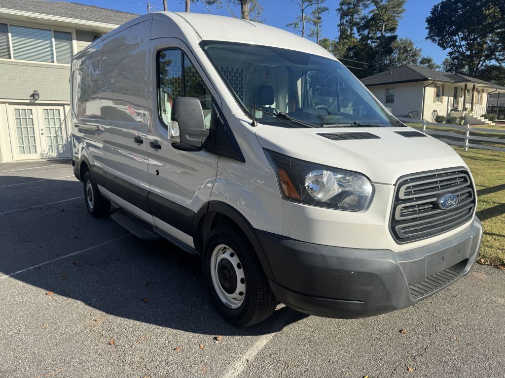 Ford Transit 150 Van Med. Roof w/Sliding Pass. 148-in. WB 2019